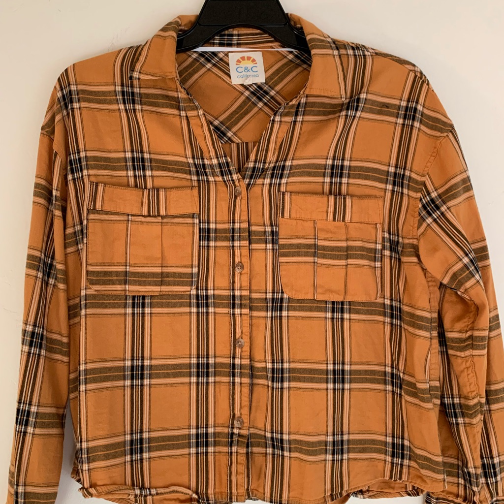 Nwot Button Down Cropped Shirt
